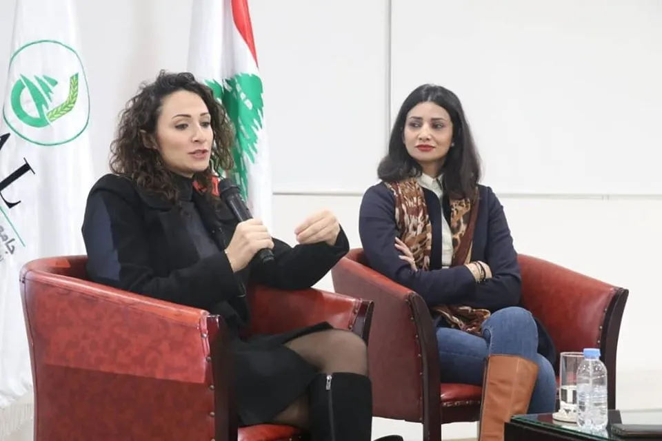 Karolîn Bezî: El-Herîrî ji tirsa helwesta koma xiristiyan xwest şêwiran bi paş bixin