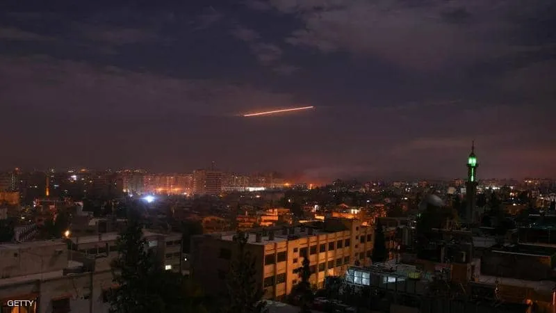 Rejîmê bersiva moşekên Îsraîlê da