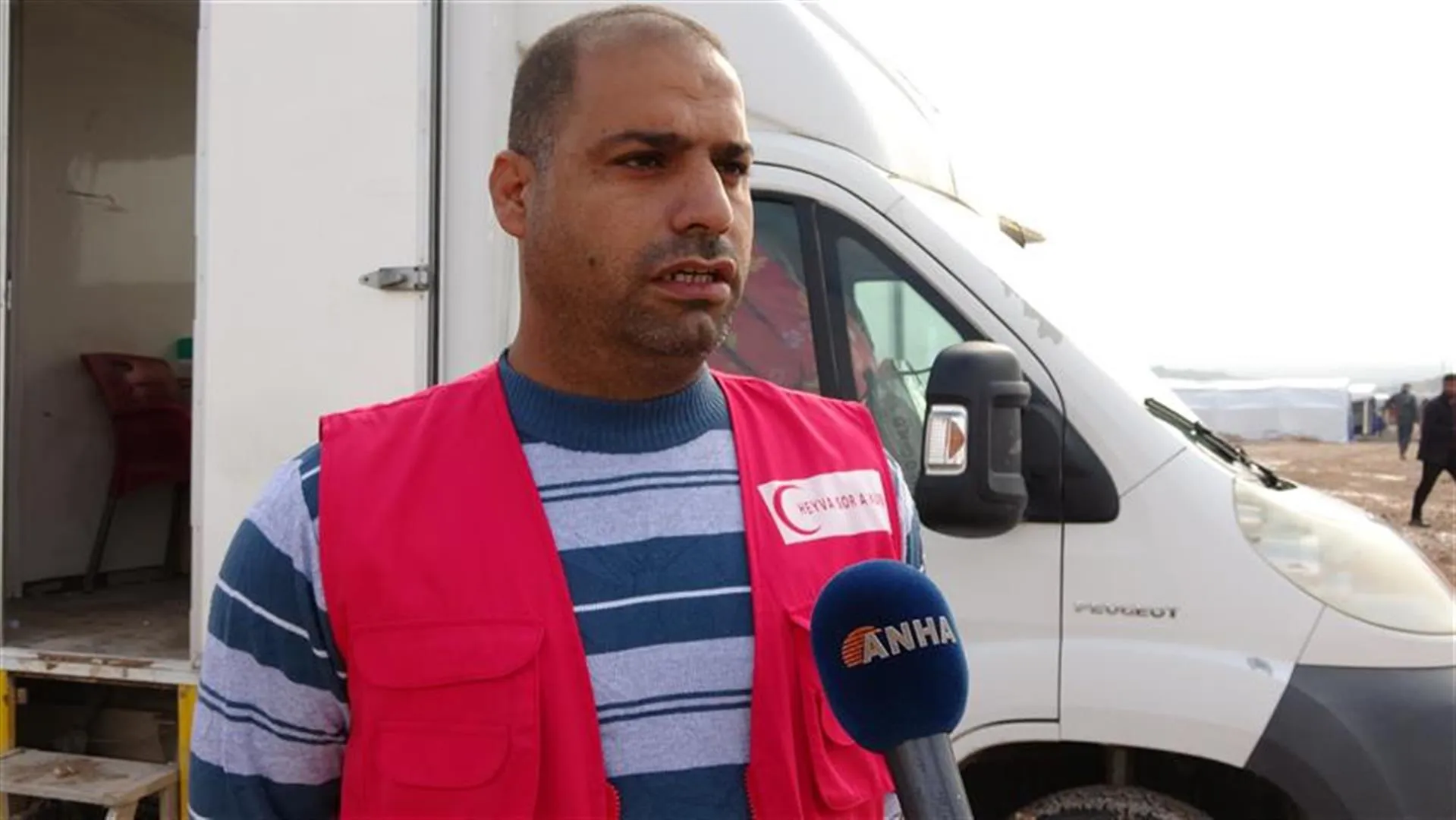 ​​​​​​​ Heyva Sor a Kurd ji bo koçberan di nava liv û tevgerê de ye