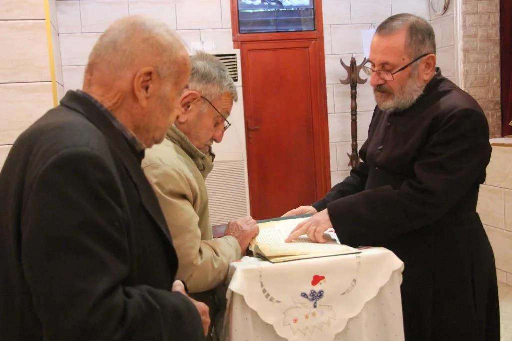 Zingilên dêrê û ezana mizgeftan Til Temirê her lê didin