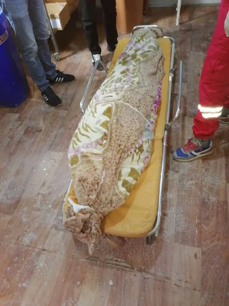 Li kampa Holê penaberekî din hate kuştin