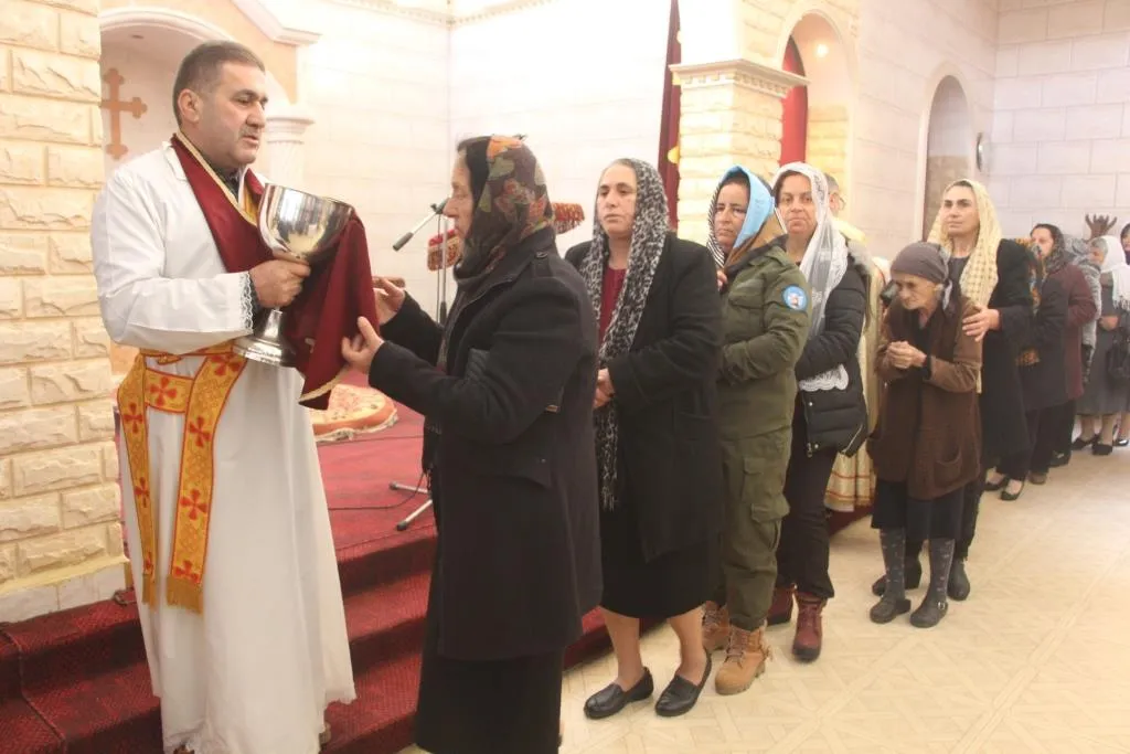 Xiristiyanên li Til Temirê Noel pîroz kir