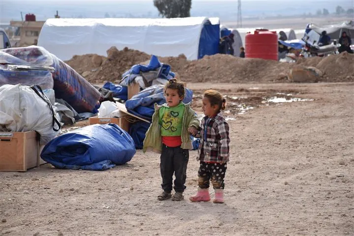 Kabûsa koçberiyê azarên nexweşiyê wê zêde dike