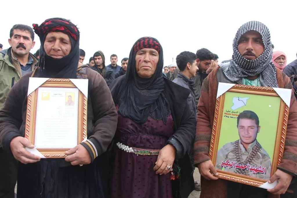 Bavê şehîd:Ez bi lawê xwe serbilind im