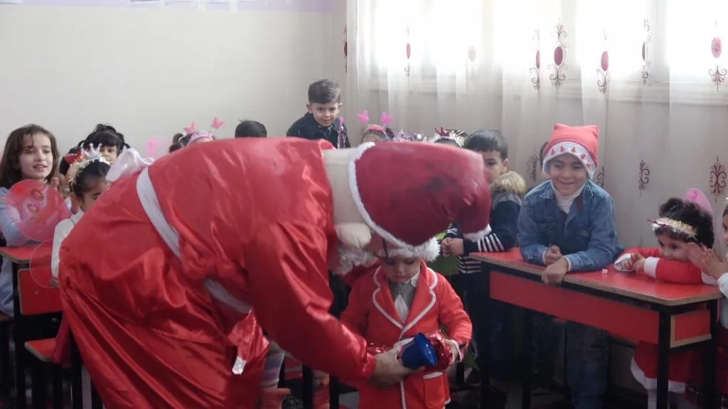 ​​​​​​​Ji bo zarokên Tebqayê şahiya sersalê pêk hat