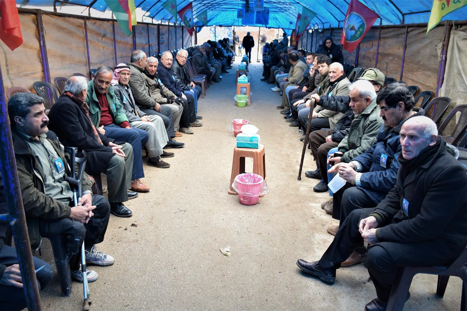 ‘Parastina welat erkeke exlaqî ye dikeve ser milê her kesî’