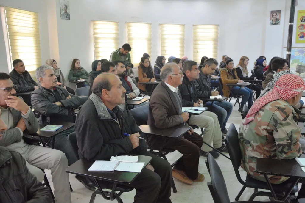 Akademiya Civaka Demokratîk li Kobanê dewreyeke nû vekir