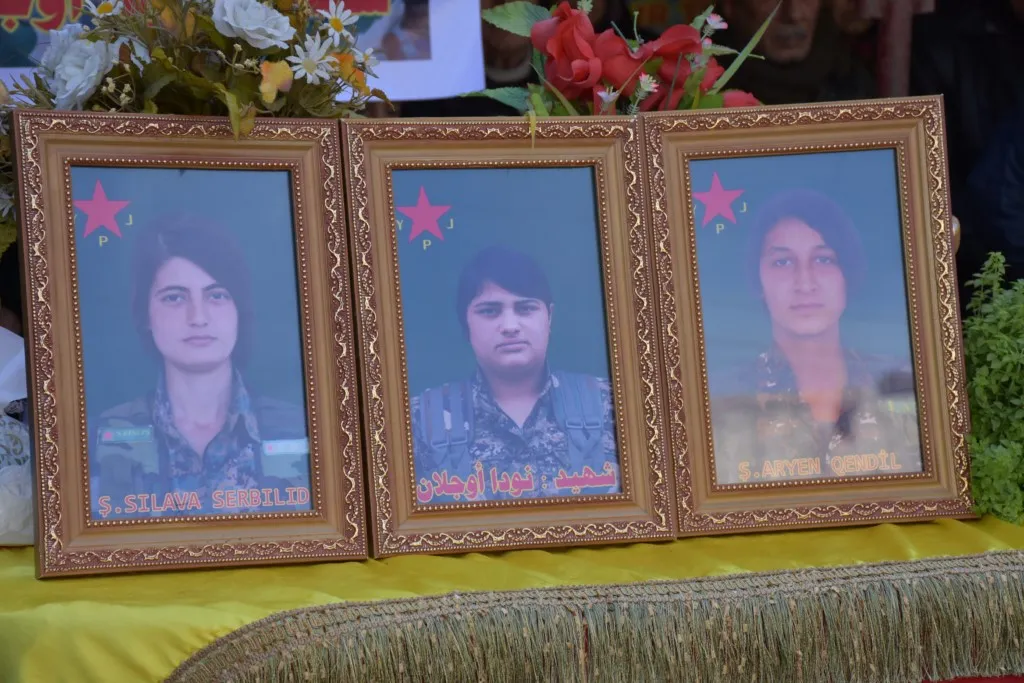 Li Şêxmeqsûdê merasîma şehîdên Berxwedana Rûmetê