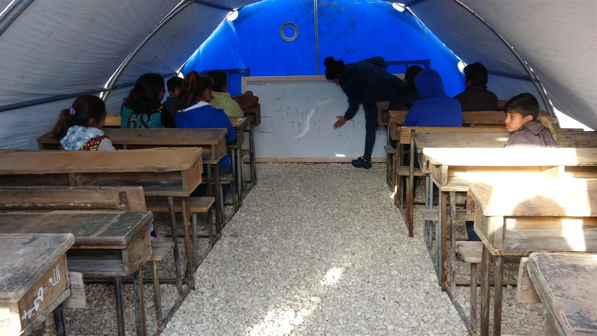 Koçberiyê israra wan a perwerdeya bi zimanê dayikê kêm nekir