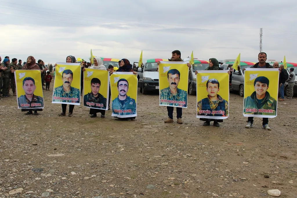 Li Dêrik û Tirbespiyê 6 şehîd hatin oxirkirin