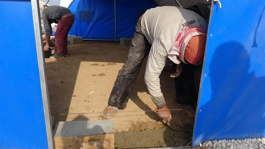 Alîkariyên bi koçberan re didome