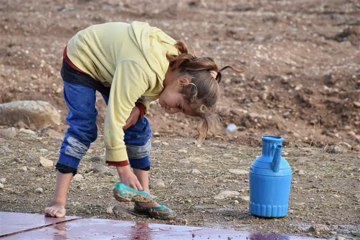Hejmara koçberên li kampa Waşokanî zêde dibin û rêxistinên mirovê erka xwe paşguh kirin