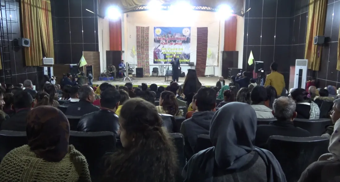 Bi çalakiyeke hunerî piştgirî dan xelkê Serêkaniyê û Girê Spî