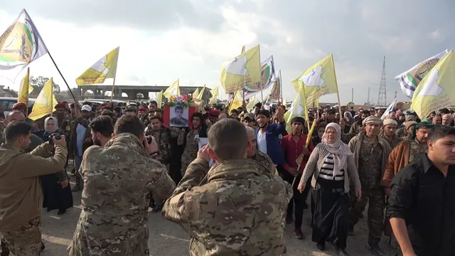 Şêniyên Tebqayê şehîdê Lîwa Şoreşgerên Idlibê oxir kirin