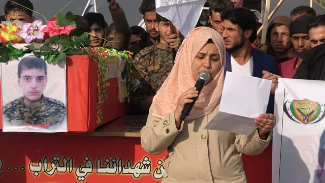 Şêniyên Tebqayê şehîdê Lîwa Şoreşgerên Idlibê oxir kirin