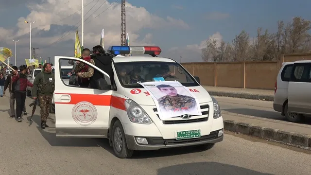 Şêniyên Tebqayê şehîdê Lîwa Şoreşgerên Idlibê oxir kirin