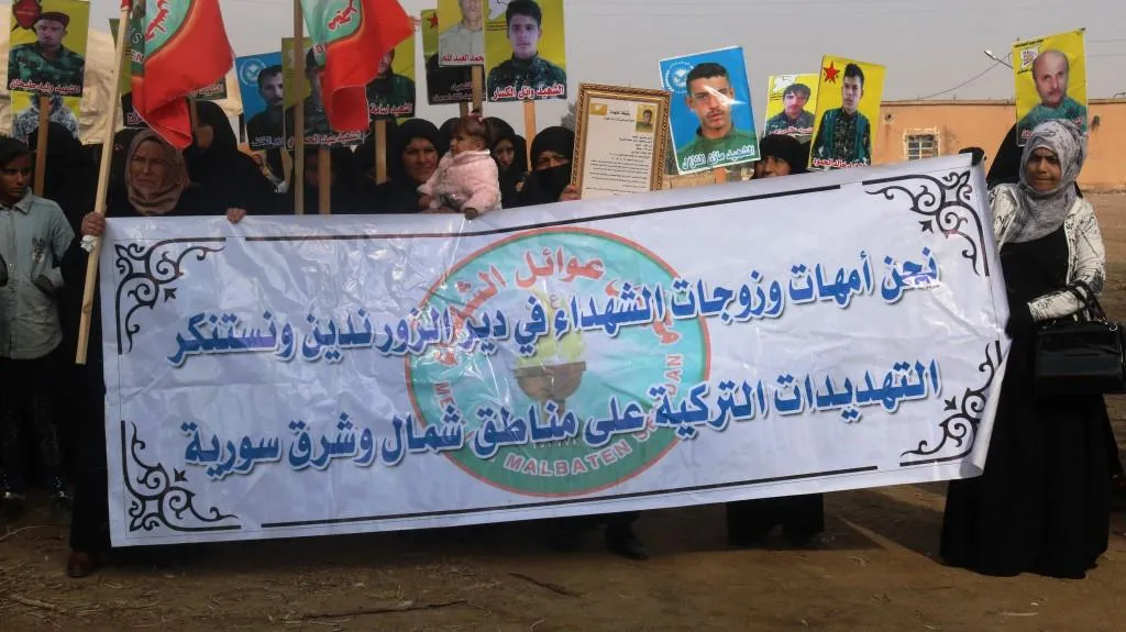 Hevjîn û dayîkên şehîdan banga rawestandina tundiya li dijî jinan kirin