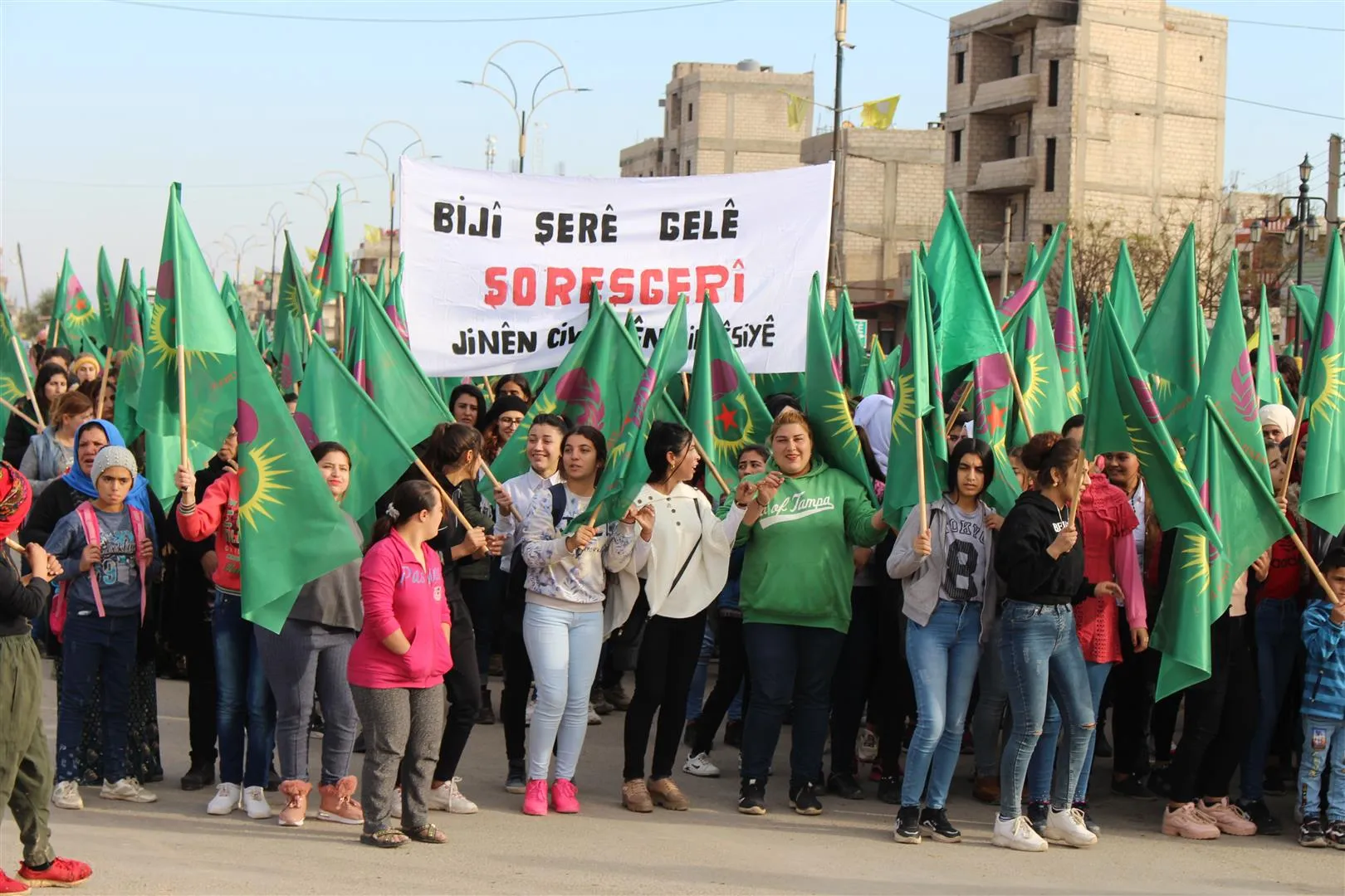 Jinên ciwan: Em hemû YPJ‘ê ne