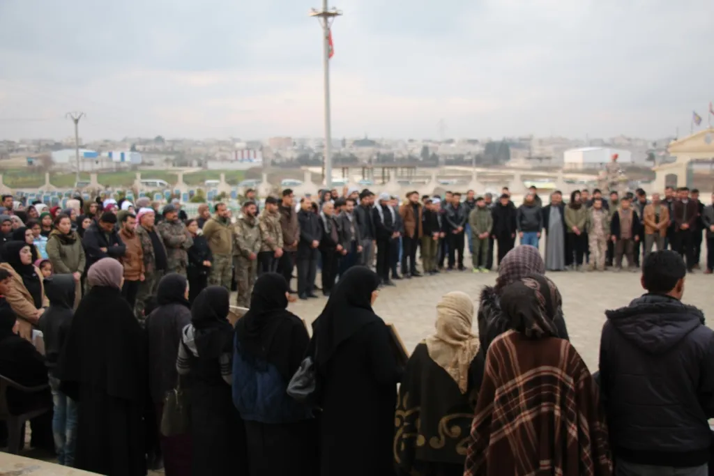 Şehîdên meha Kanûnê li Minbicê hatin bibîranîn