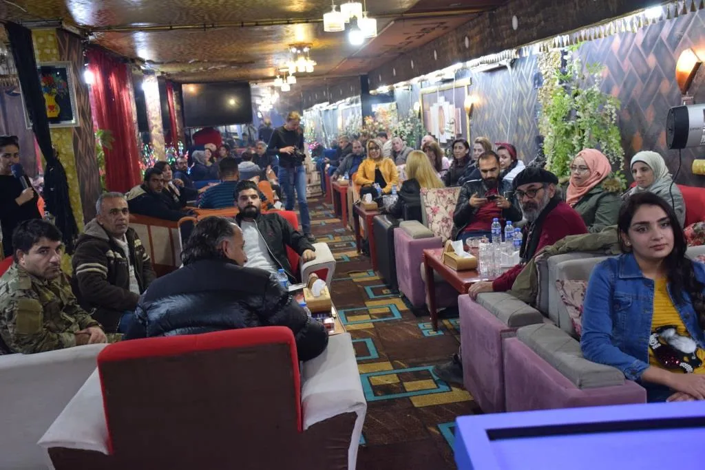 Li Hesekê ji bo bîranîna şehîdan şevbuhêrka helbestan  