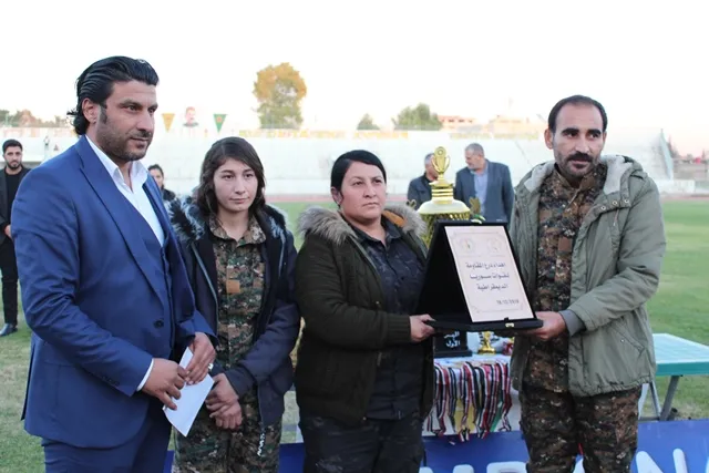Tîma Serdem di turnoveya futbolê ya Cizîrê de dibe şampiyon