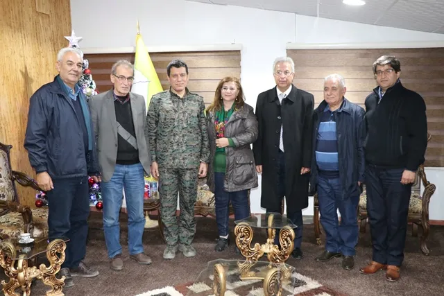 Mezlûm Ebdî pêşwaziya şandeyek nivîskarên Kurd kir