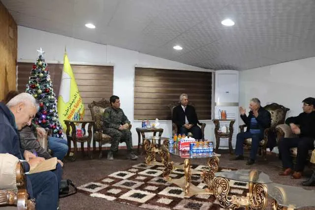 Mezlûm Ebdî pêşwaziya şandeyek nivîskarên Kurd kir
