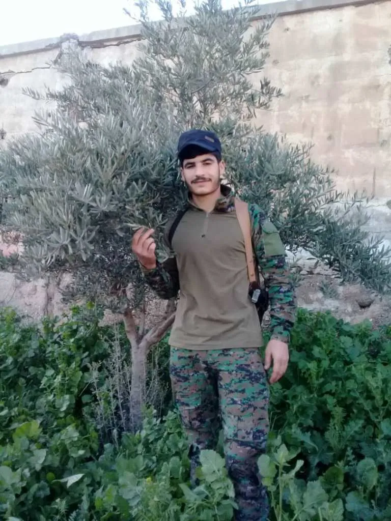 ‘Çawa ez ê li vir rûnêm dema ku hevalên min di çeperên şer de bin?’