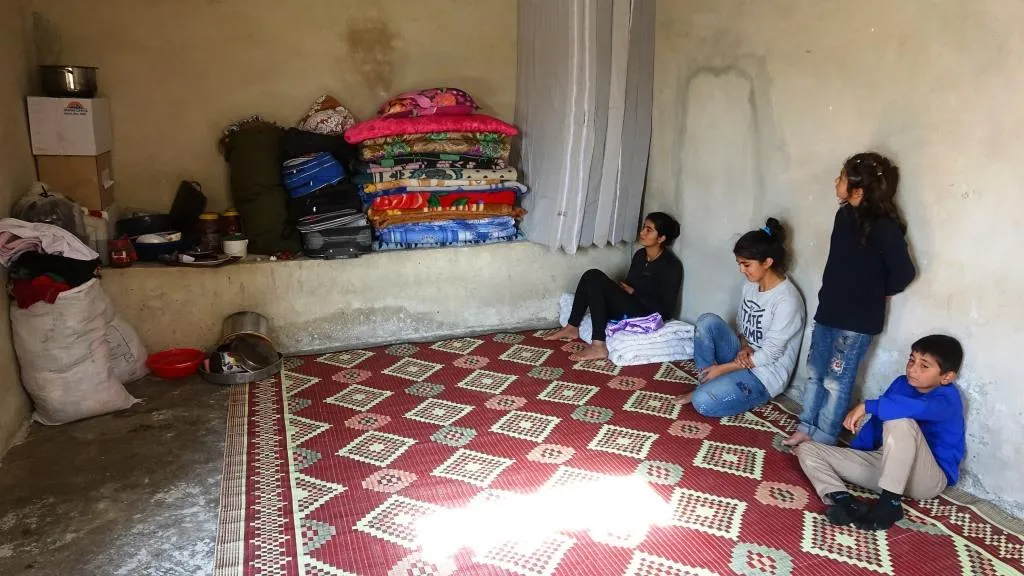 Dayîkên ku ji ber rêwîtiya koçberiyê zarokên xwe winda kirine