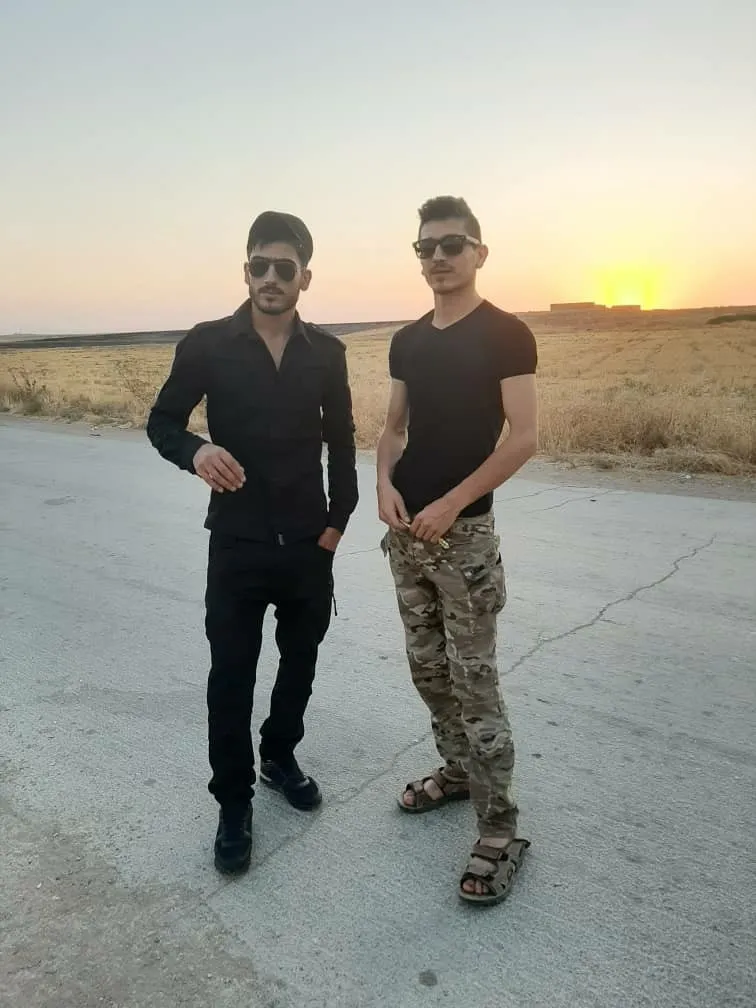Rêya birayên xwe şopand û bû parêzvanê welat