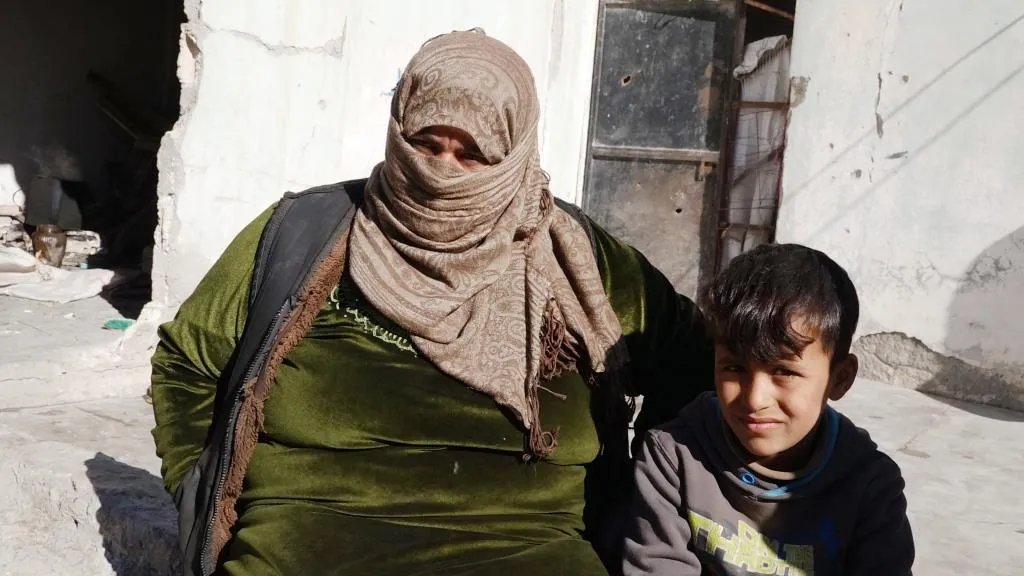 Hêviya malbata koçber derî û pencere ne