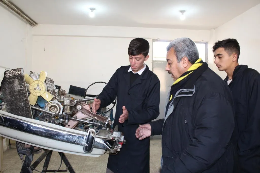 Xwendekaran 25 hezar daniştok ji bo dibistanên herêma Cizîrê amade kirin