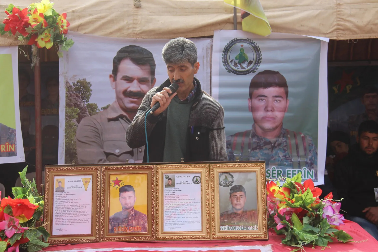 Şêniyên herêma Efrînê sersaxî ji malbatên şehîdên Berxwedana Serdemê re xwest