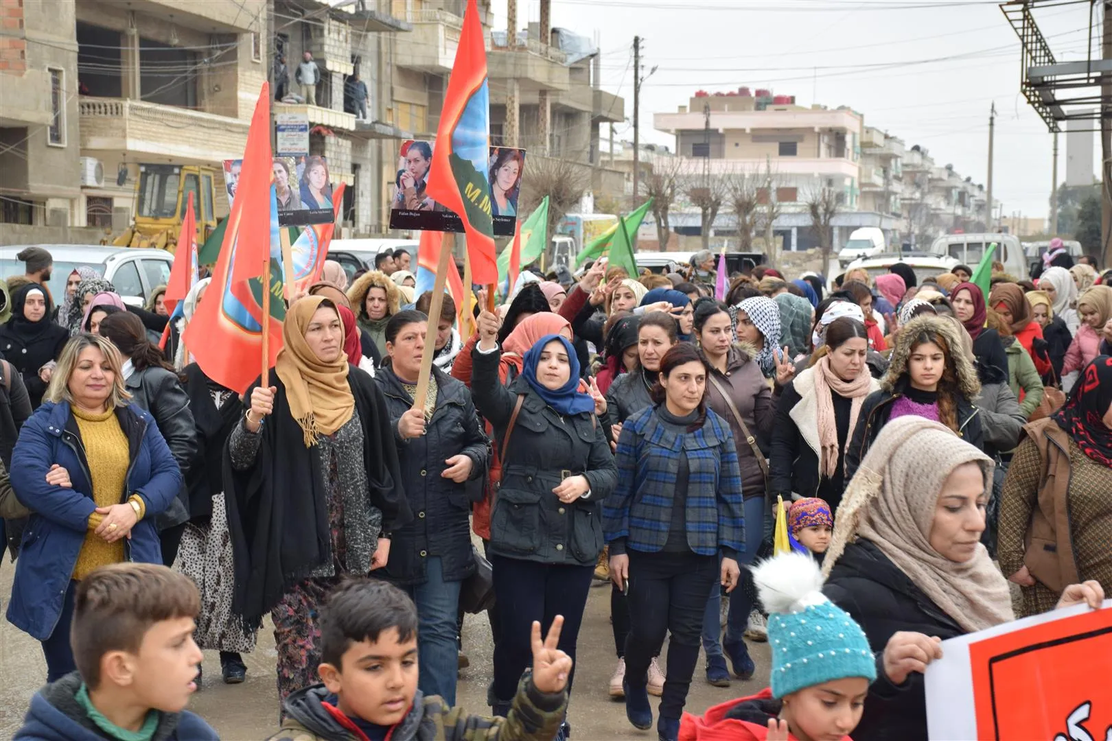 Li Bakur û Rojhilatê Sûriyê her sê jinên têkoşer hatin bibîranîn
