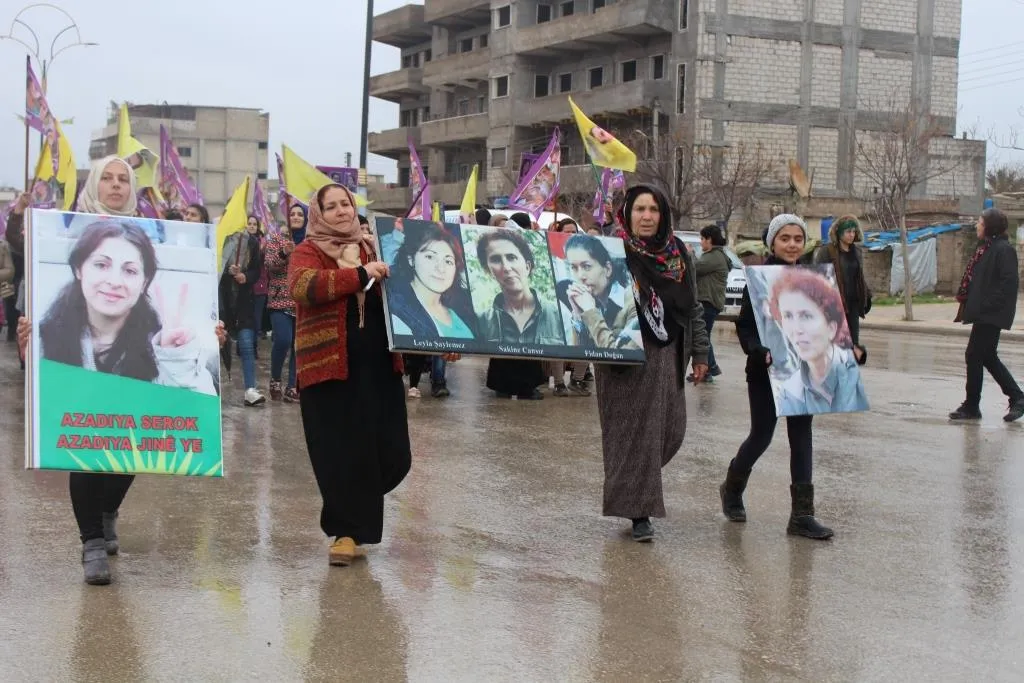 Li Bakur û Rojhilatê Sûriyê her sê jinên têkoşer hatin bibîranîn