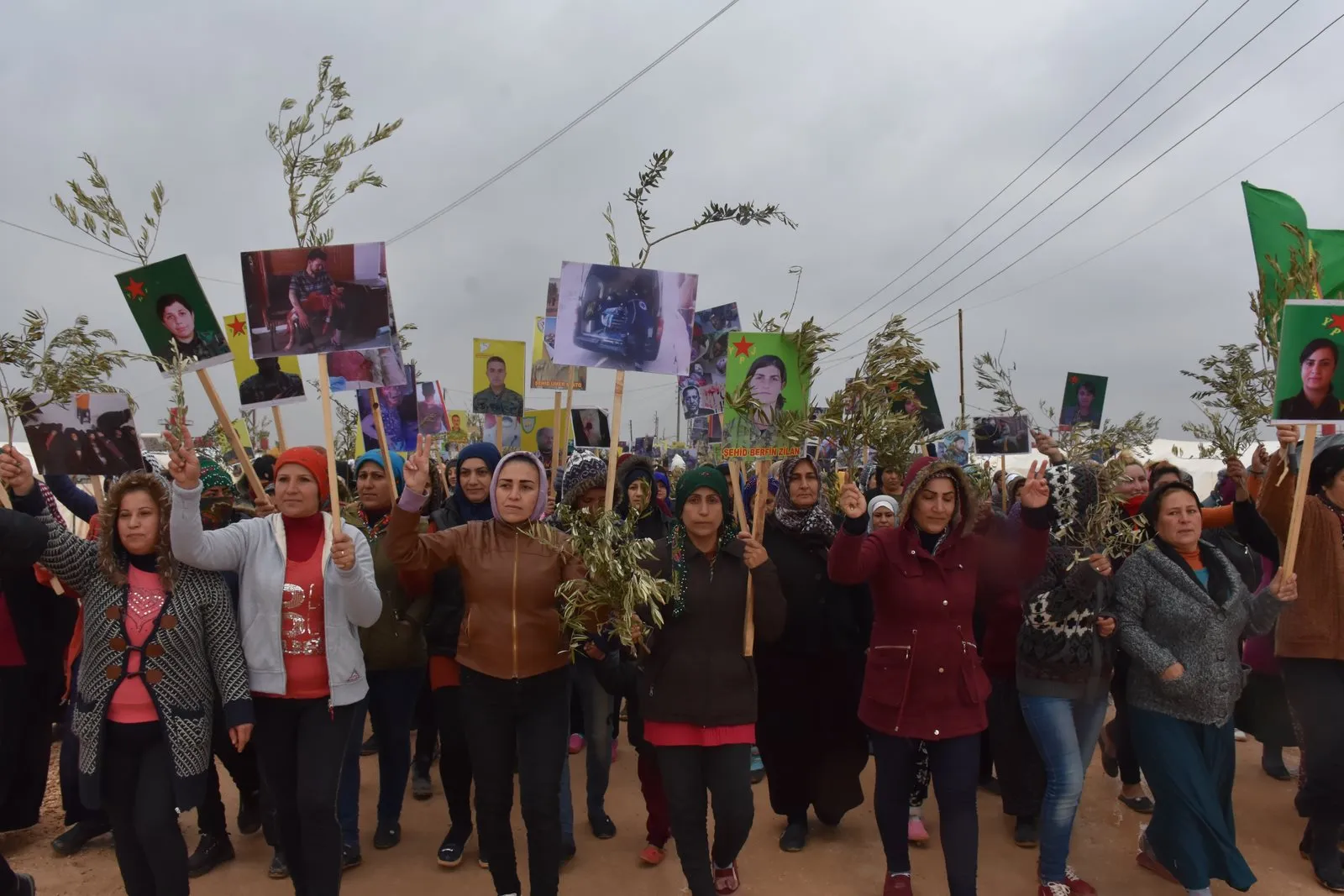 Şêniyên koçber ên Efrînê: Em ê vegerin warê xwe