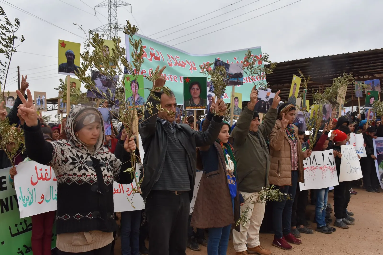 Şêniyên koçber ên Efrînê: Em ê vegerin warê xwe