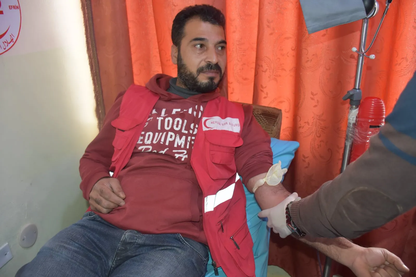 Şêniyên Efrînê ji bo Nexweşxaneya Avrîn dest bi hemleya xwîndayînê kir