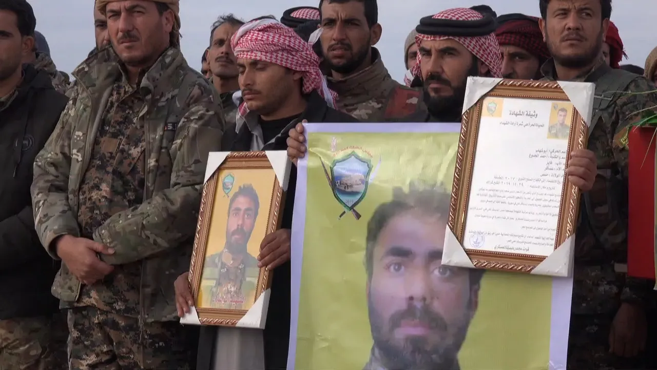 Şêniyên Tebqayê 2 şervanên ku di Berxwedana Rûmetê de şehîd bûbûn, spartin axê