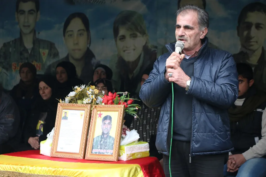 Şêniyên Şêxmeqsûdê sersaxî da malbata şehîd Welîd
