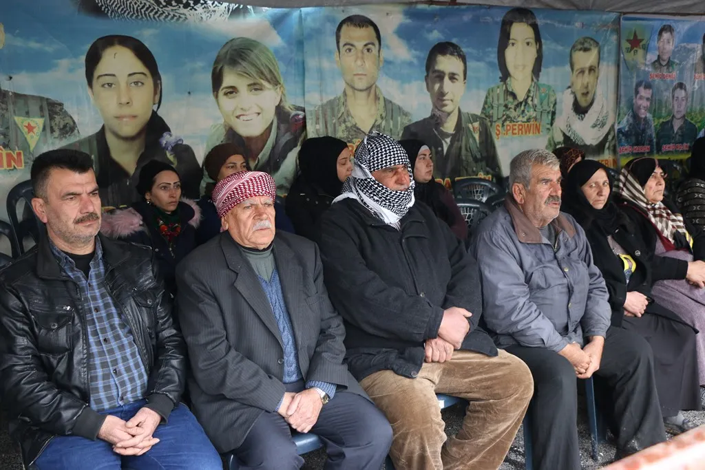 Şêniyên Şêxmeqsûdê sersaxî da malbata şehîd Welîd