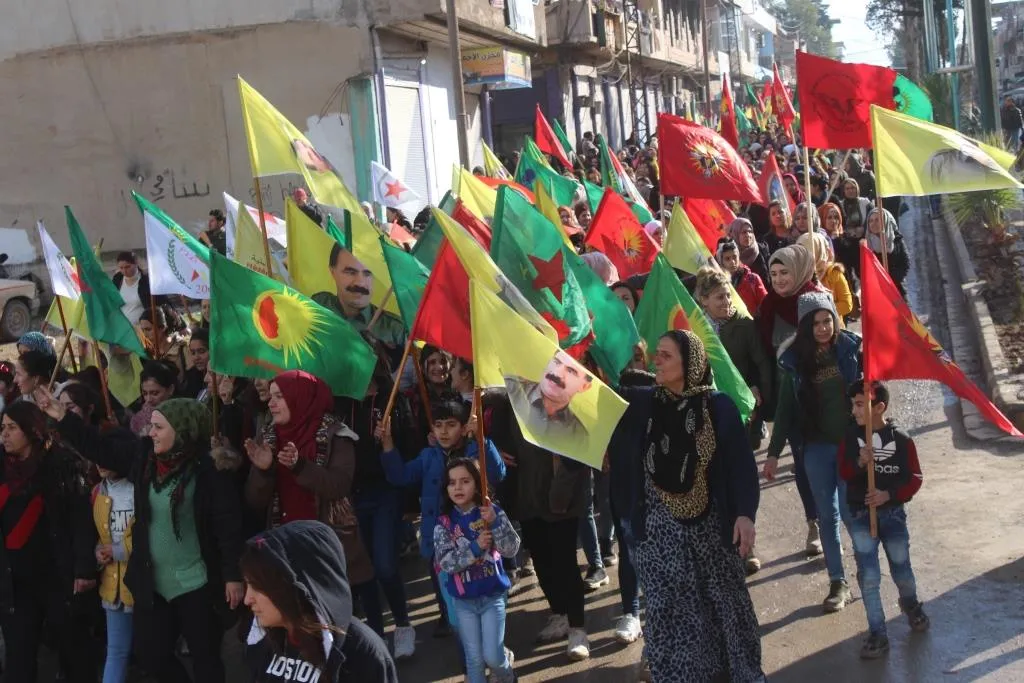 Ciwanên Dirbêsiyê: Em ê heta rakirina tecrîdê têkoşîna xwe bidomînin