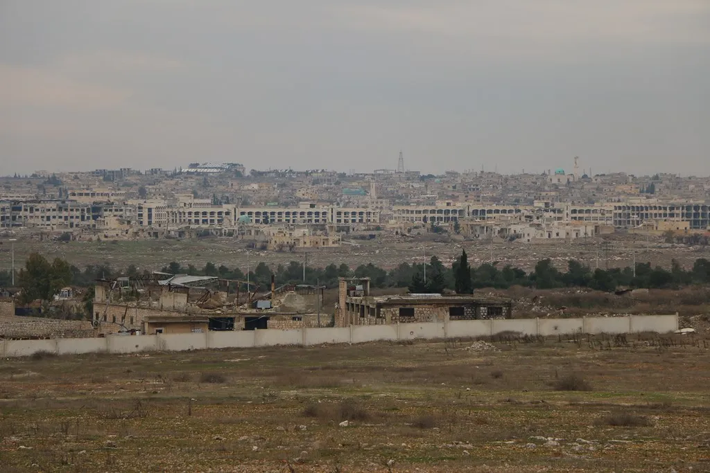 Çeteyên Tirkiyê Heleb topbaran kirin, sê sivîlan jiyana xwe ji dest dan