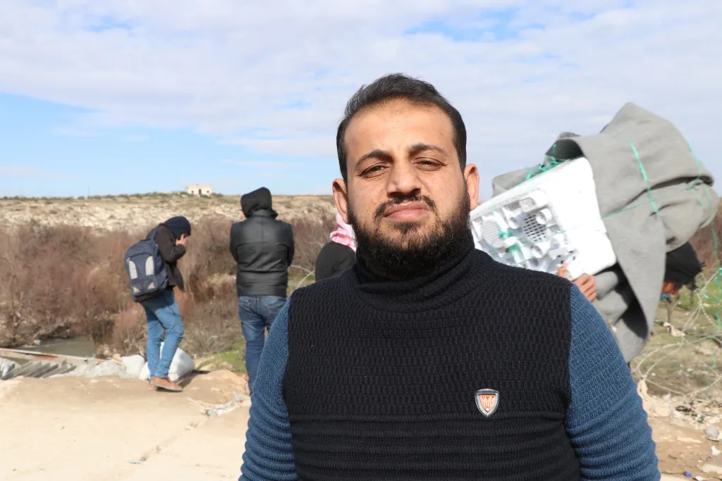 Beşa duyemîn a xelkê Idlibê gihaşt Minbicê