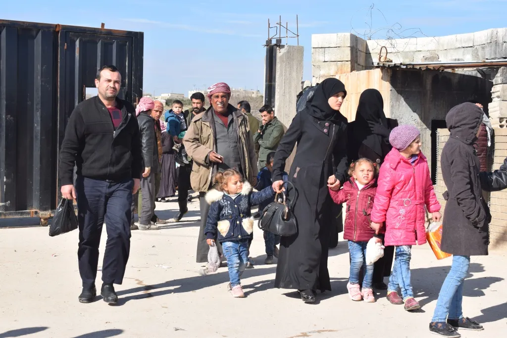 Beşa duyemîn a xelkê Idlibê gihaşt Minbicê