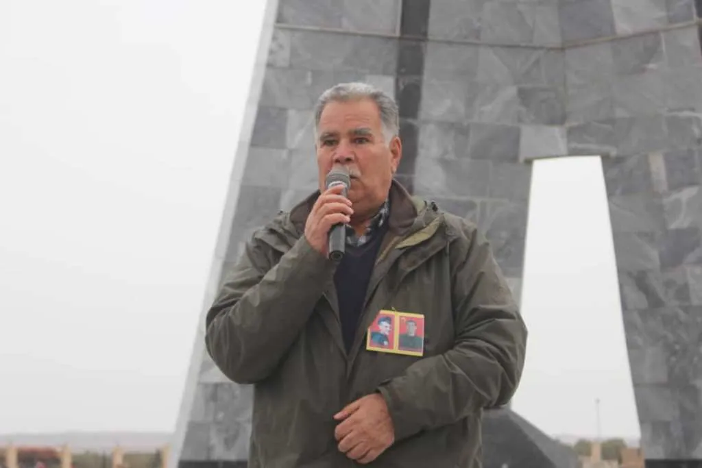 Şêniyên Kobanê 2 şehîdên Berxwedana Rûmetê spartin axê
