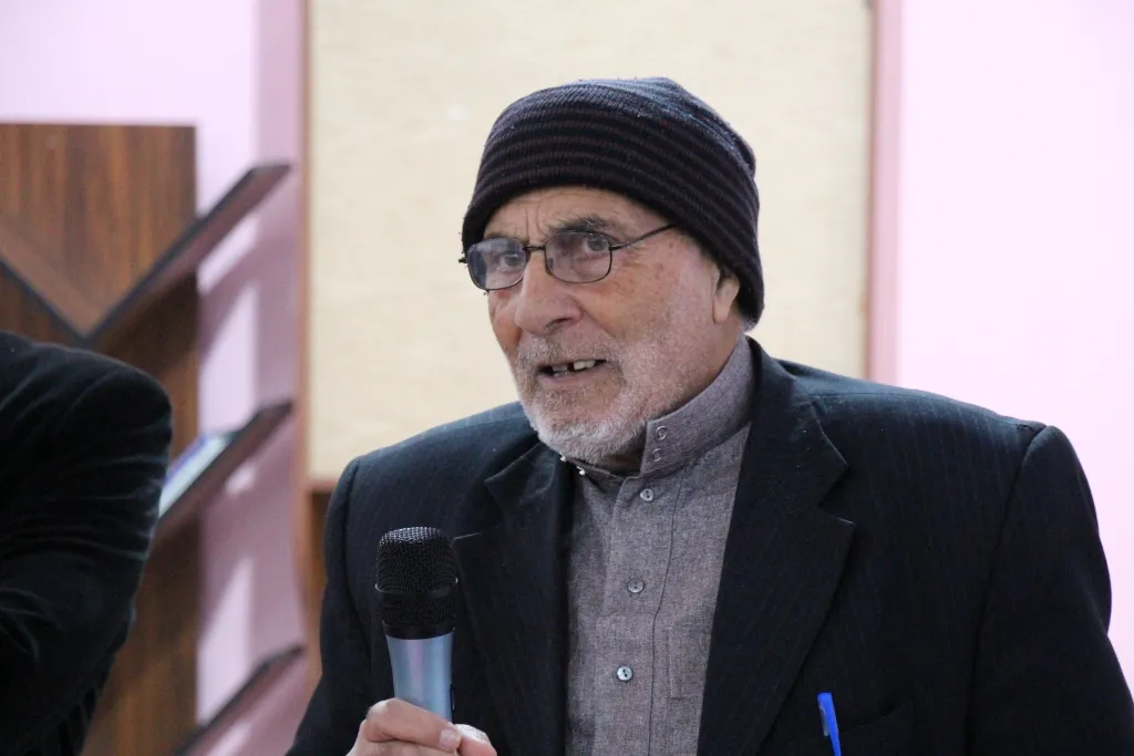 Yekîtiya Rewşenbîran helbestvan Mihemed Menla Xezîl bibîr anî
