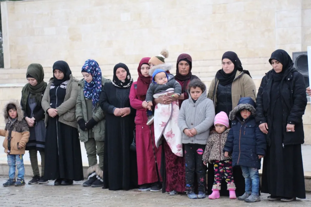 Şêniyên Minbicê şehîdên meha Çileyê bibîr anîn