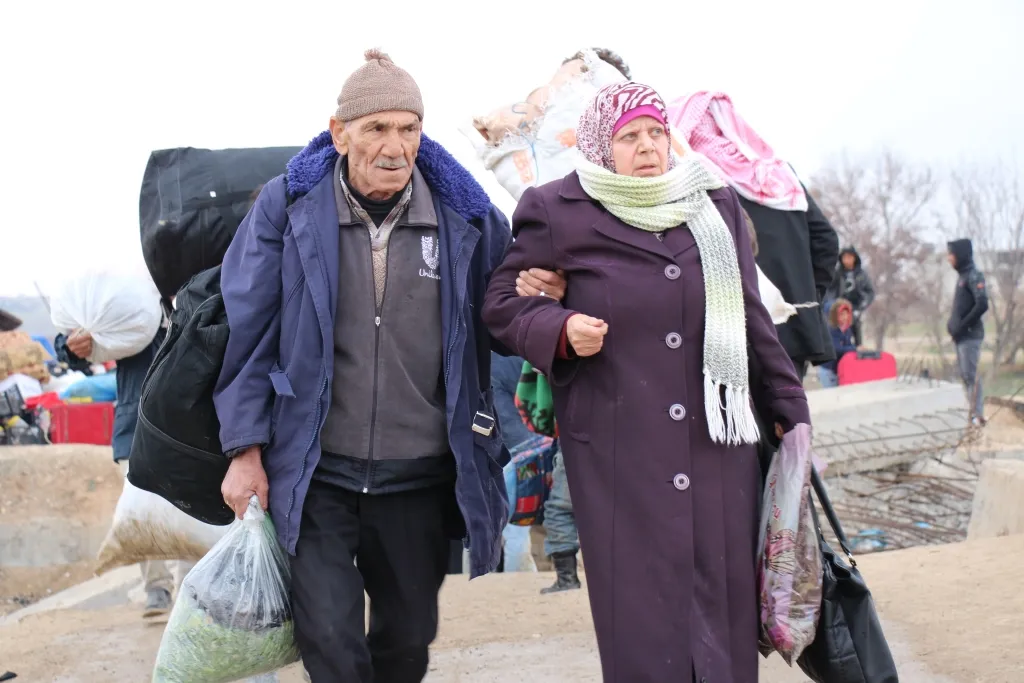 85 malbatên din ên ji Idlibê gihaştin Minbicê