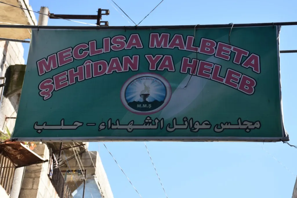Tevî temenê xwe yê mezin, felsefeya Ocalan belav dike